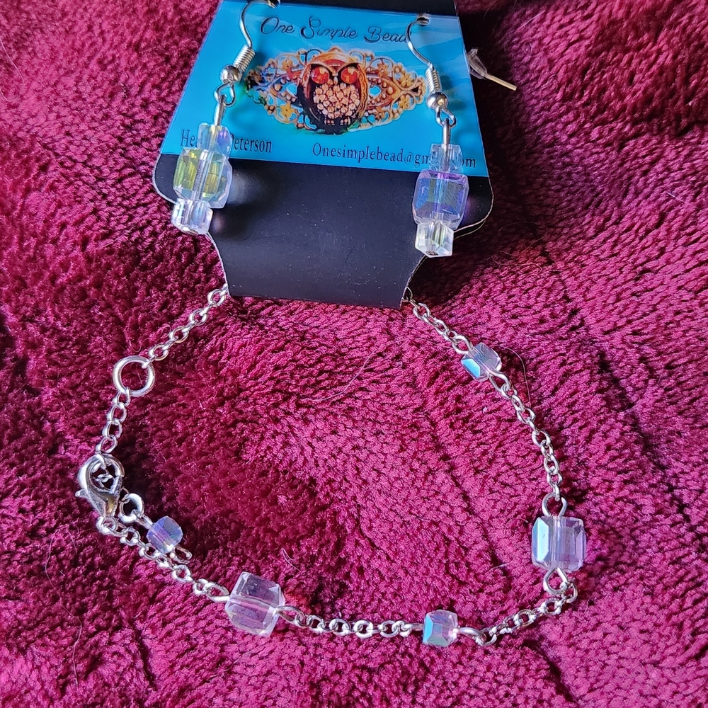 Handcrafted Silver and Iridescent Earrings And Bracelet Set